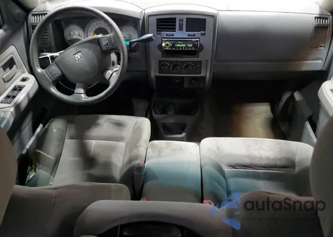 2006 Dodge Dakota Quad Slt z USA, uszkodzony, nr VIN 1D7HW48N26S519448